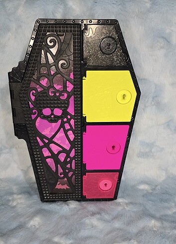 Monster High Monster High Draculara Skulltimate Neon