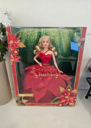 Barbie Signature Holiday 2022 Sıfır