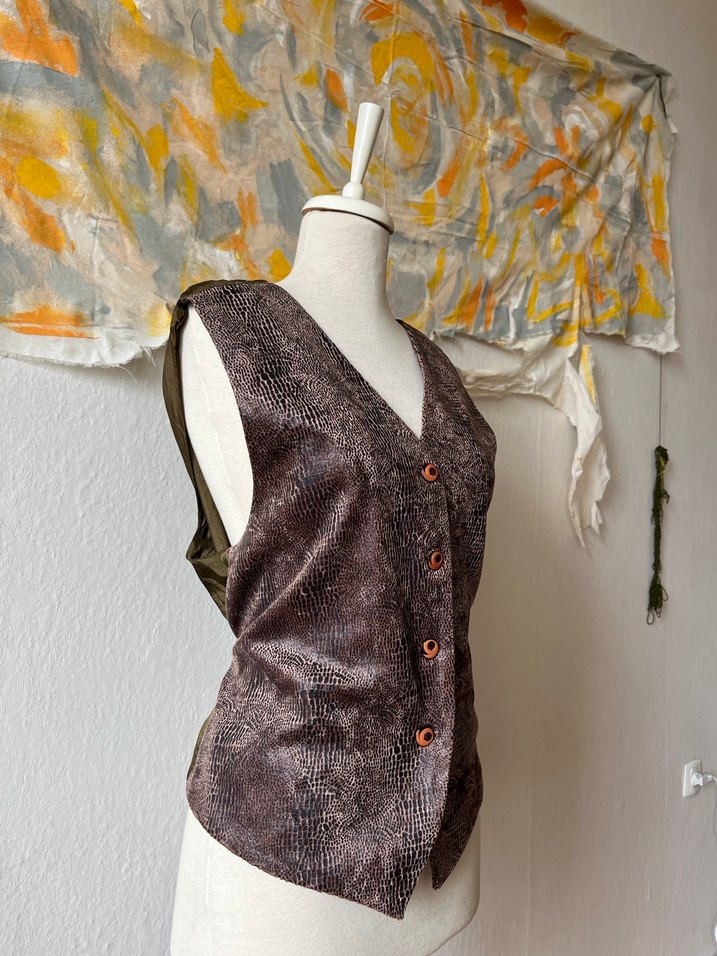 Düğmeli Bohem V Yaka Kadın Yeleği - Görsel 2