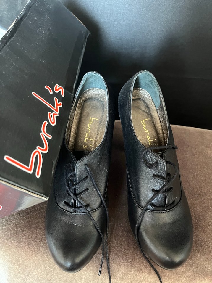 Siyah Deri Topuklu Klasik Kadın Ayakkabı - Görsel 5