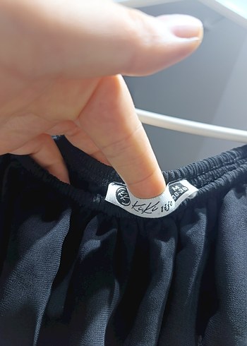 Volan Detaylı Siyah Uzun Elbise - Görsel 4