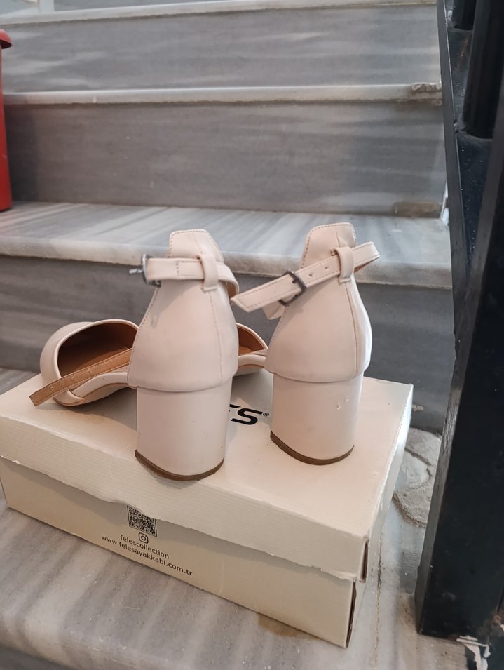 Bej Kadın Topuklu Klasik Ofis Ayakkabısı - Görsel 2