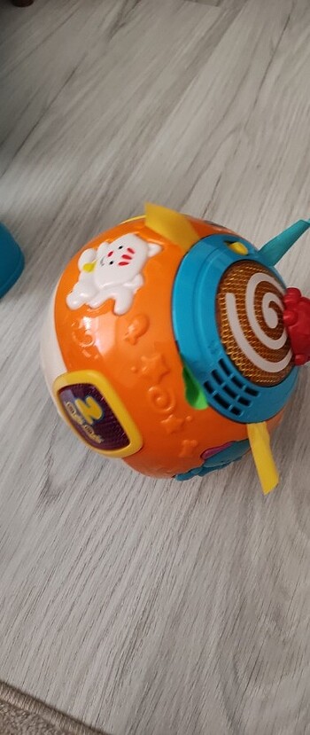  Beden Vtech sesli müzikli emekleme topu 