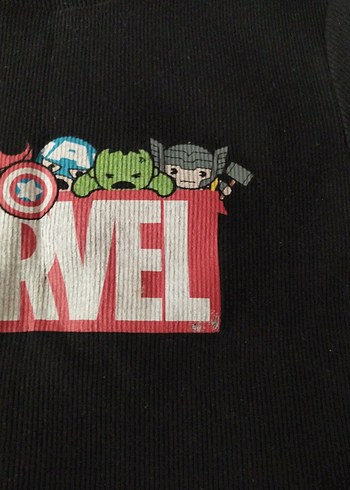 Defacto Marvel Baskılı Siyah crop