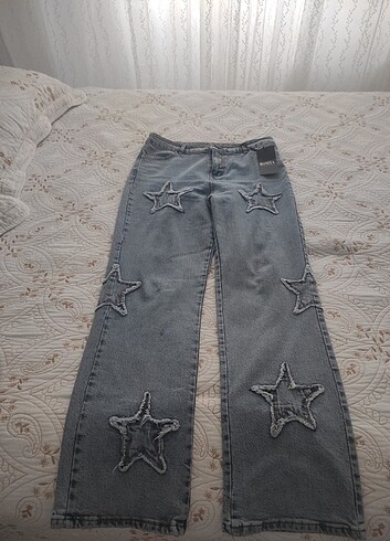 44 Beden mavi Renk Jean pantolon 