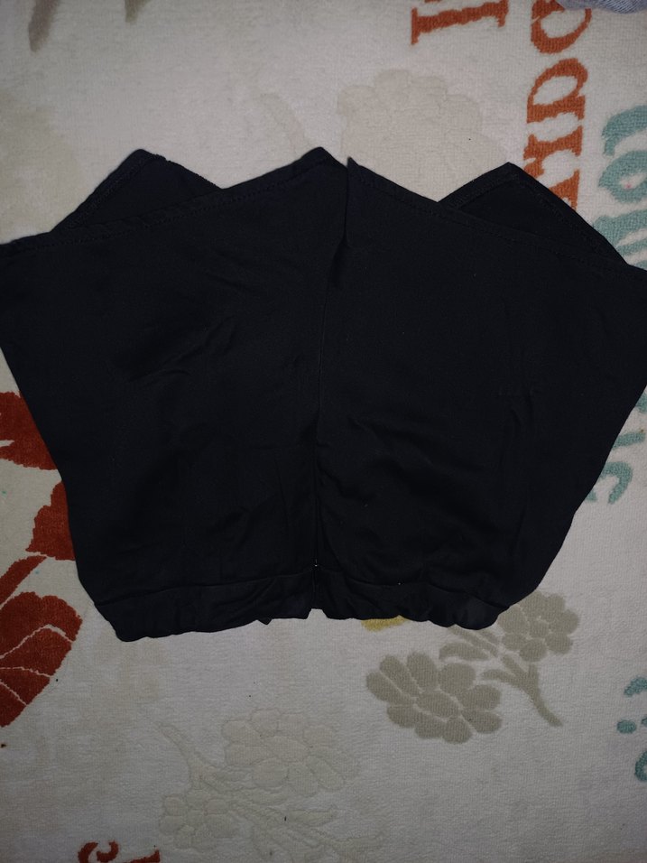 Siyah Mini Düz Kesim Şort - Görsel 3