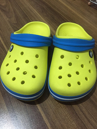 Crocs Crocs j3 . 35 numara uyumlu