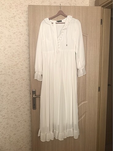 Temiz nikah elbisesi
