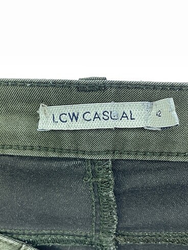 42 Beden haki Renk LC Waikiki Jean / Kot %70 İndirimli.