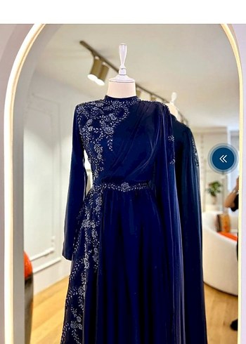 Lacivert İşlemeli Uzun Kollu Abiye Elbise - Görsel 2