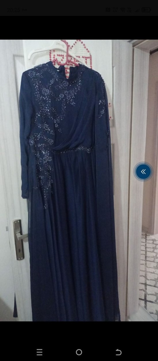 Lacivert İşlemeli Uzun Kollu Abiye Elbise - Görsel 3