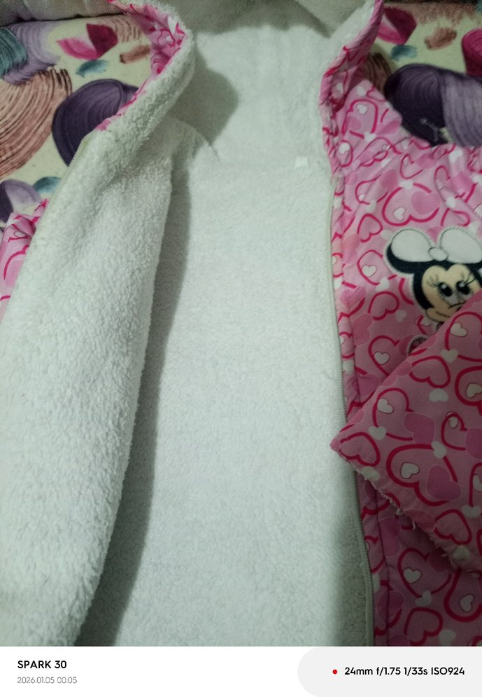 Kız Çocuk Pembe Kapüşonlu Fermuarlı Mont - Görsel 4