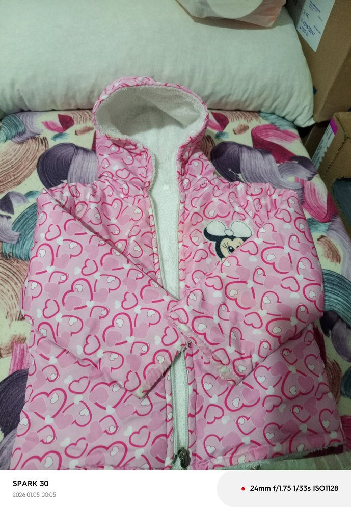 Kız Çocuk Pembe Kapüşonlu Fermuarlı Mont - Görsel 5