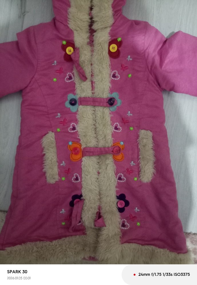 Kızlar için Kürklü Nakışlı Pembe Mont - Görsel 4