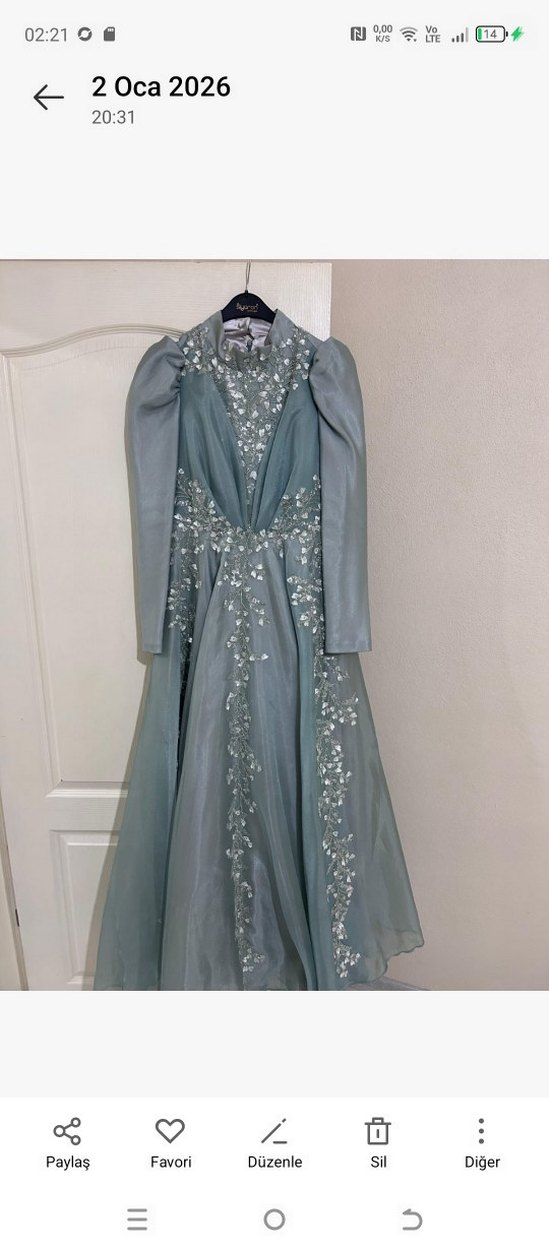 Uzun Kol Nakışlı Gri Tesettür Abiye Elbise - Görsel 3