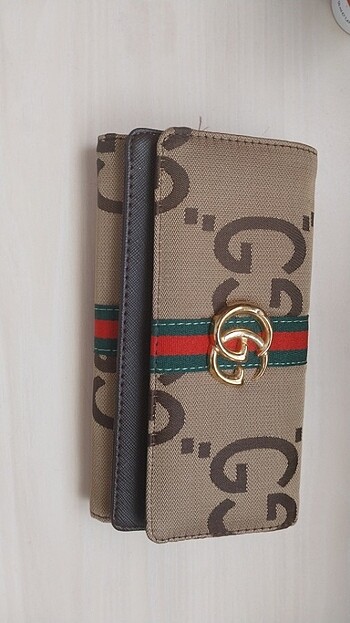 Gucci cüzdan