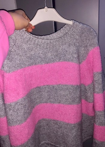 Gri-Pembe Çizgili Triko Kadın Kazak - Görsel 3