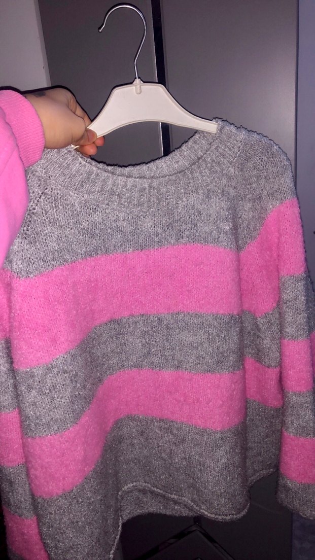 Gri-Pembe Çizgili Triko Kadın Kazak - Görsel 3