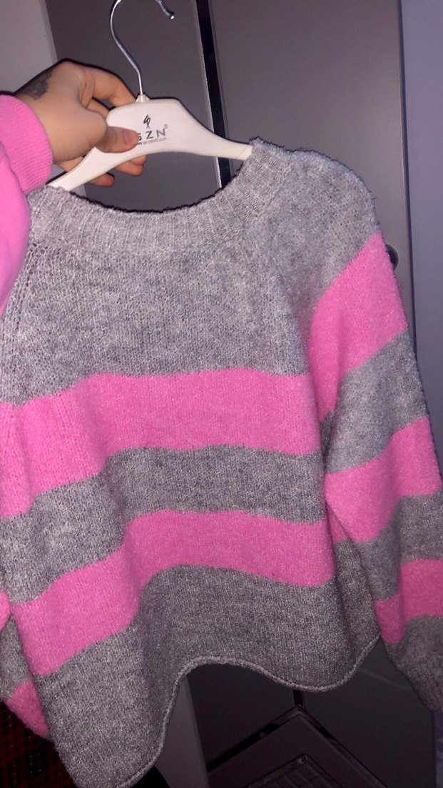 Gri-Pembe Çizgili Triko Kadın Kazak - Görsel 2