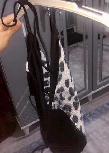 Sırtı bağlamalı straplez üst - Görsel 2