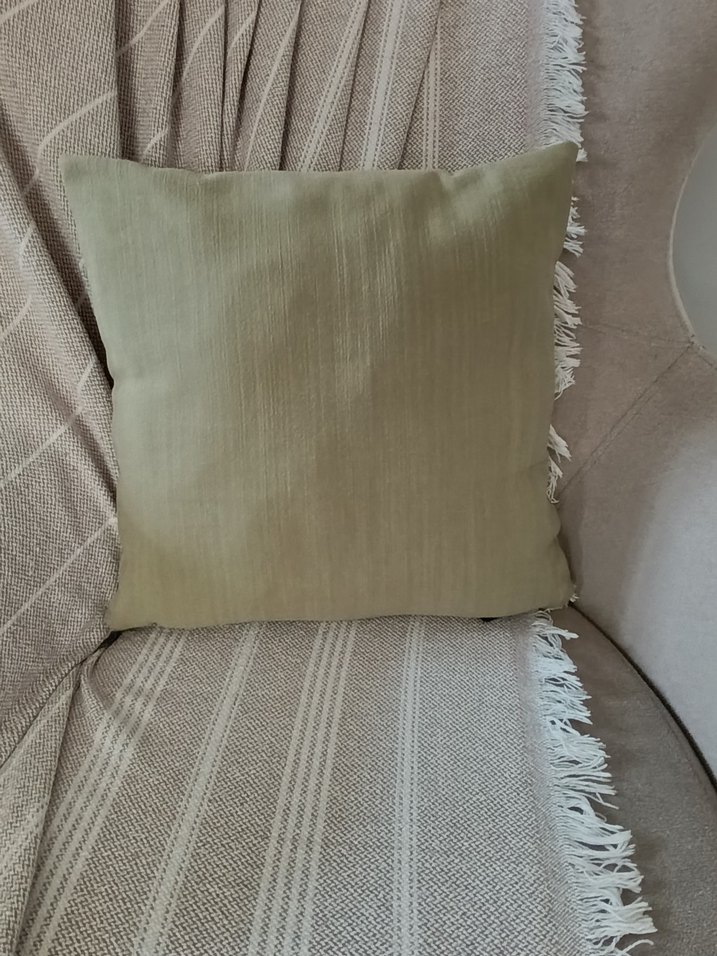 Düğme Detaylı Haki Dekoratif 2 li Takım Kırlent Kılıfı - Görsel 4