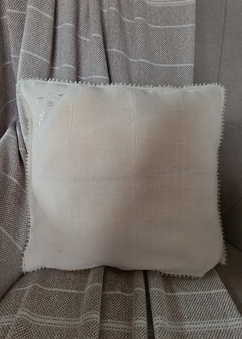 Dantel Detaylı Vintage Tarzı Bej Kırlent Kılıfı - Görsel 4