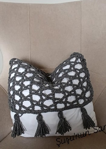 Gri Bohem Püsküllü Örgü Kırlent Kılıfı - Görsel 2