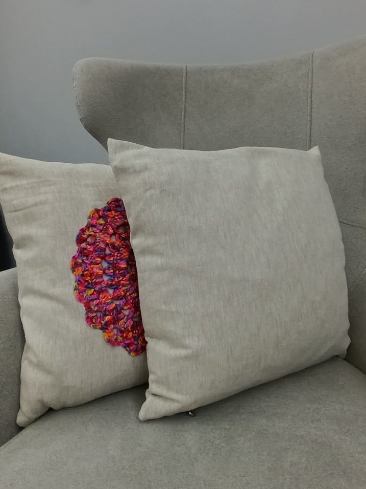 Tığ işi Mandela Desen 2 li Takım Kırlent Kılıfı - Görsel 3