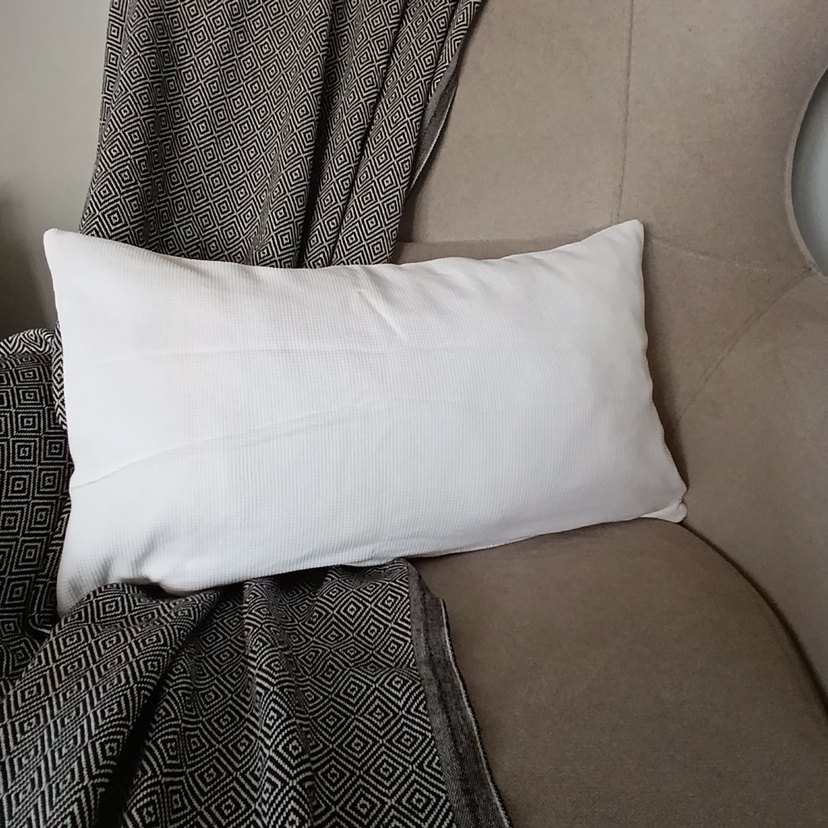 Etamin İşi Kırlent Kılıfı - Görsel 4