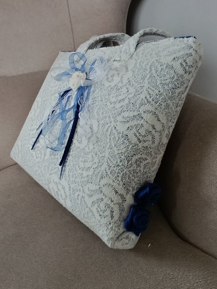 Dantel Güpür Detaylı Beyaz Kadın Çanta - Görsel 2