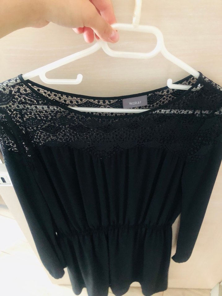 Dantel Detaylı Siyah Midi Elbise - Görsel 3