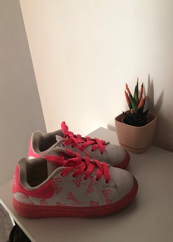 Kız Çocuk Pembe Barbie Baskılı Spor Ayakkabı - Görsel 4