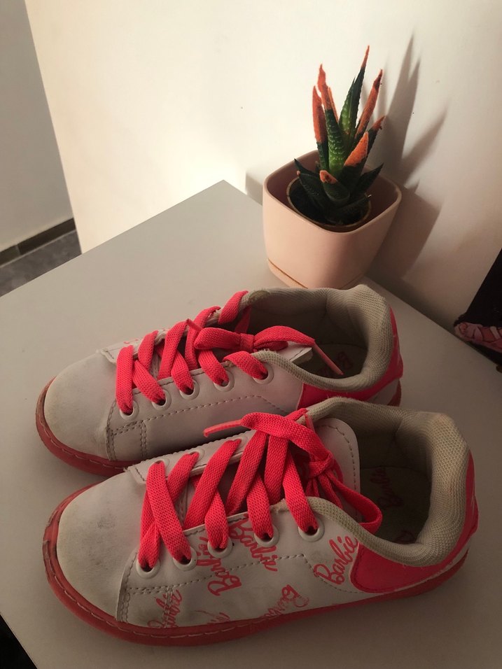 Kız Çocuk Pembe Barbie Baskılı Spor Ayakkabı - Görsel 2