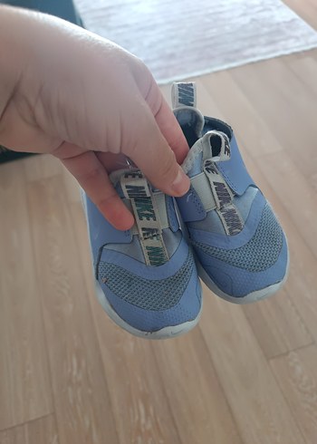 23 Beden mor Renk Nike spor ayakkabu