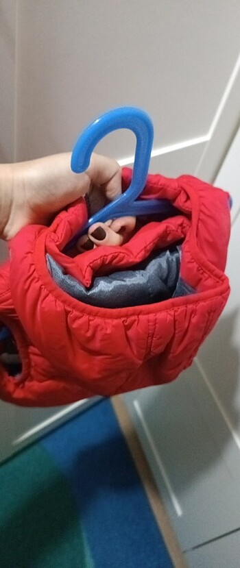 12-18 Ay Beden kırmızı Renk Hm 1bucuk 2 yaş şişme yelek