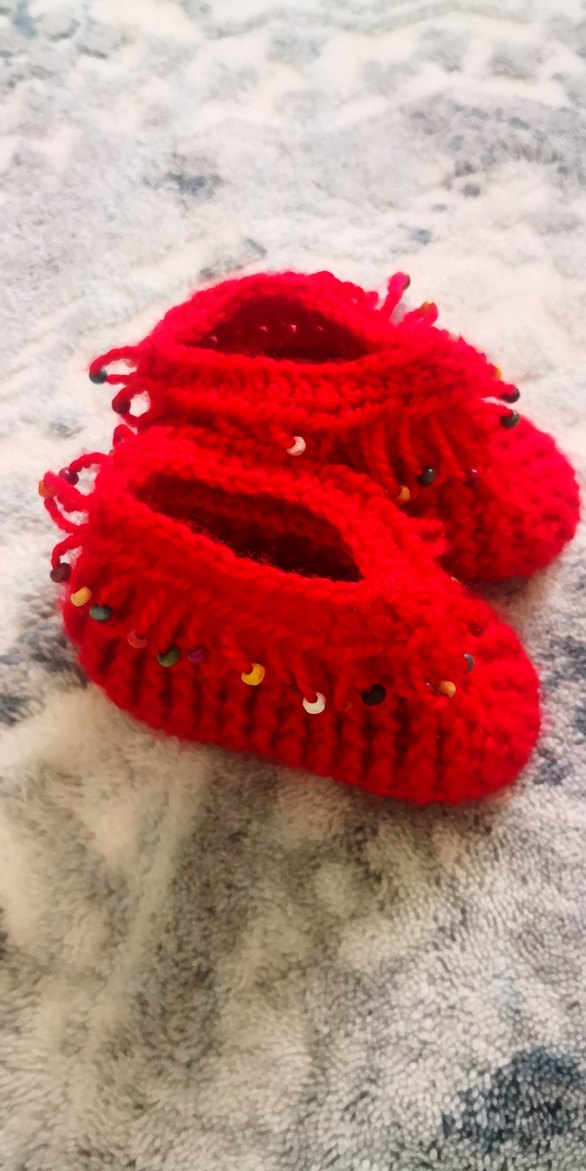 Kız Çocuk Kırmızı Nakışlı Örgü Patik - Görsel 2