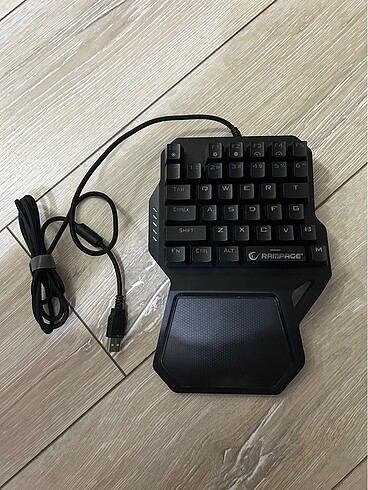 RAMPAGE GAMİNG KLAVYE
