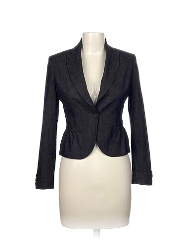 Diğer Blazer %70 İndirimli.