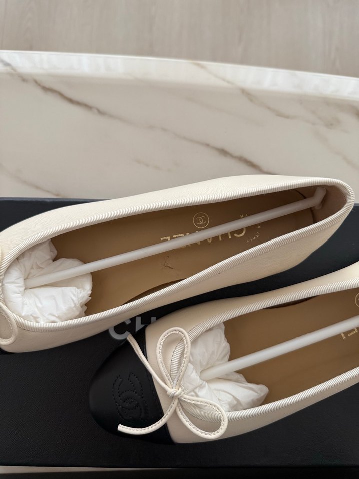 Beyaz Siyah chanel Klasik Kadın ithal Babet - Görsel 4