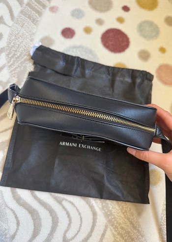 Beden Armani Exchange Siyah Deri Omuz Çantası
