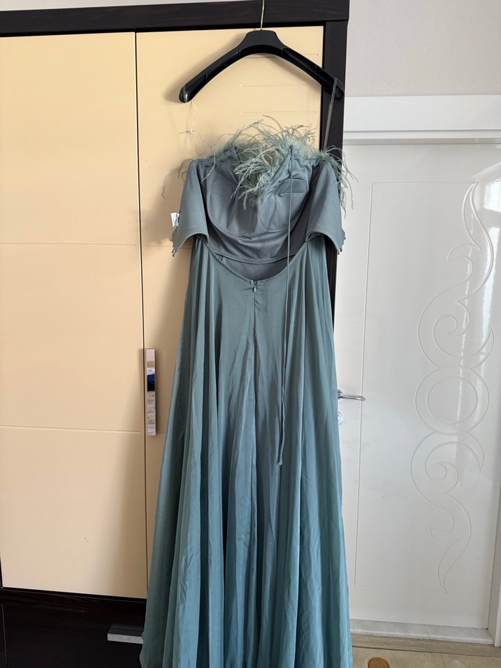 Tüylü Straplez Uzun Bohem Abiye Elbise - Görsel 3