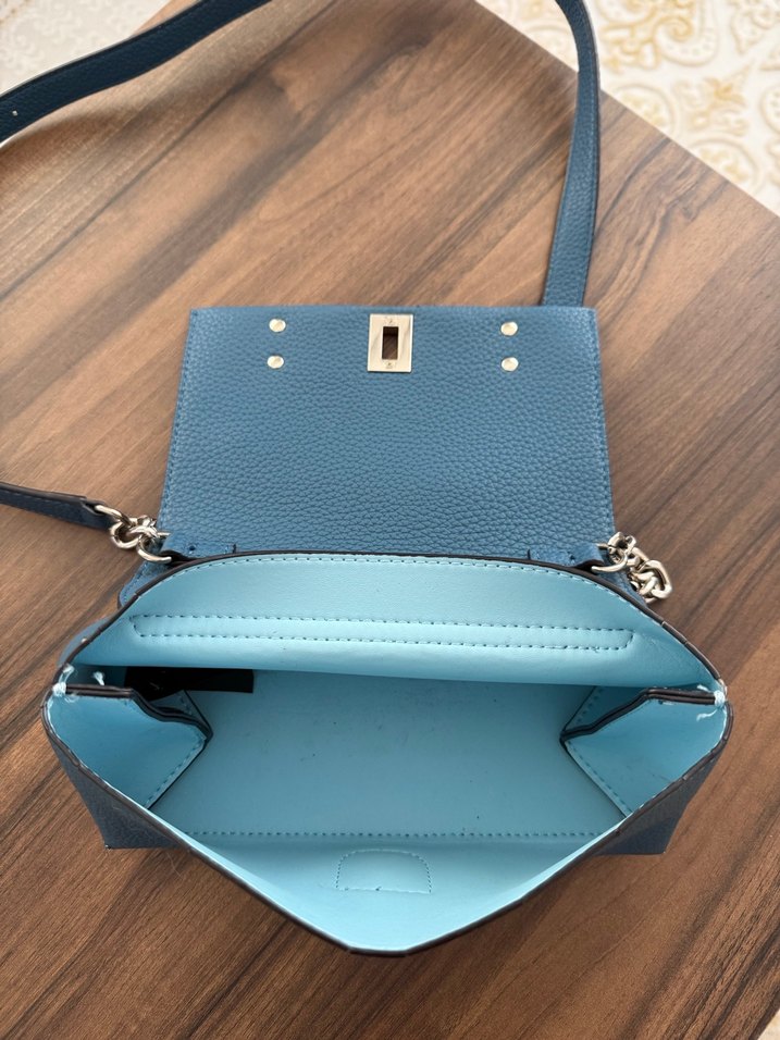 Mavi Deri GUESS Çanta - Görsel 4