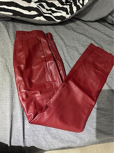 Zara bordo deri pantolon