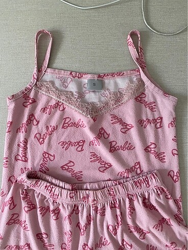 Diğer barbie pijama takım