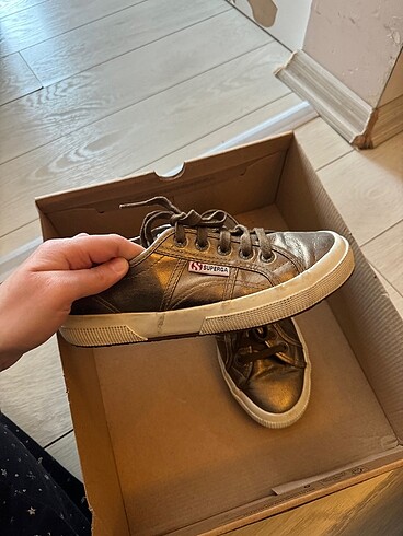 38 Beden Superga kadın ayakkabısı