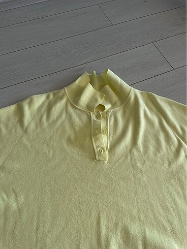 m Beden MANGO TSHİRT