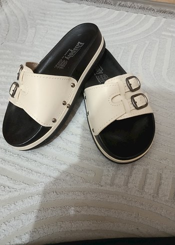 Bej Tokalı Düz Topuklu Kadın Terlik - Görsel 2