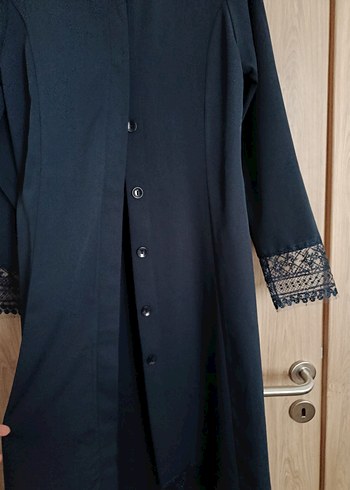 Düğmeli Lacivert Tül Detaylı Uzun Trenç - Görsel 2