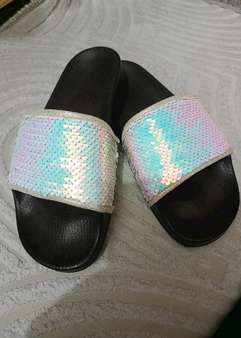 Parlak Pul Detaylı Kadın Deniz Kızı Terlik - Görsel 2