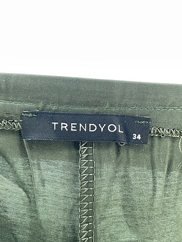 34 Beden yeşil Renk Trendyol & Milla Kumaş Pantolon %70 İndirimli.